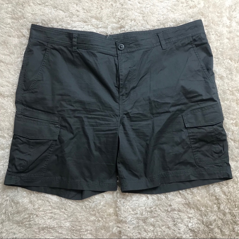 Columbia Gray Relaxed Fit Cargo Shorts